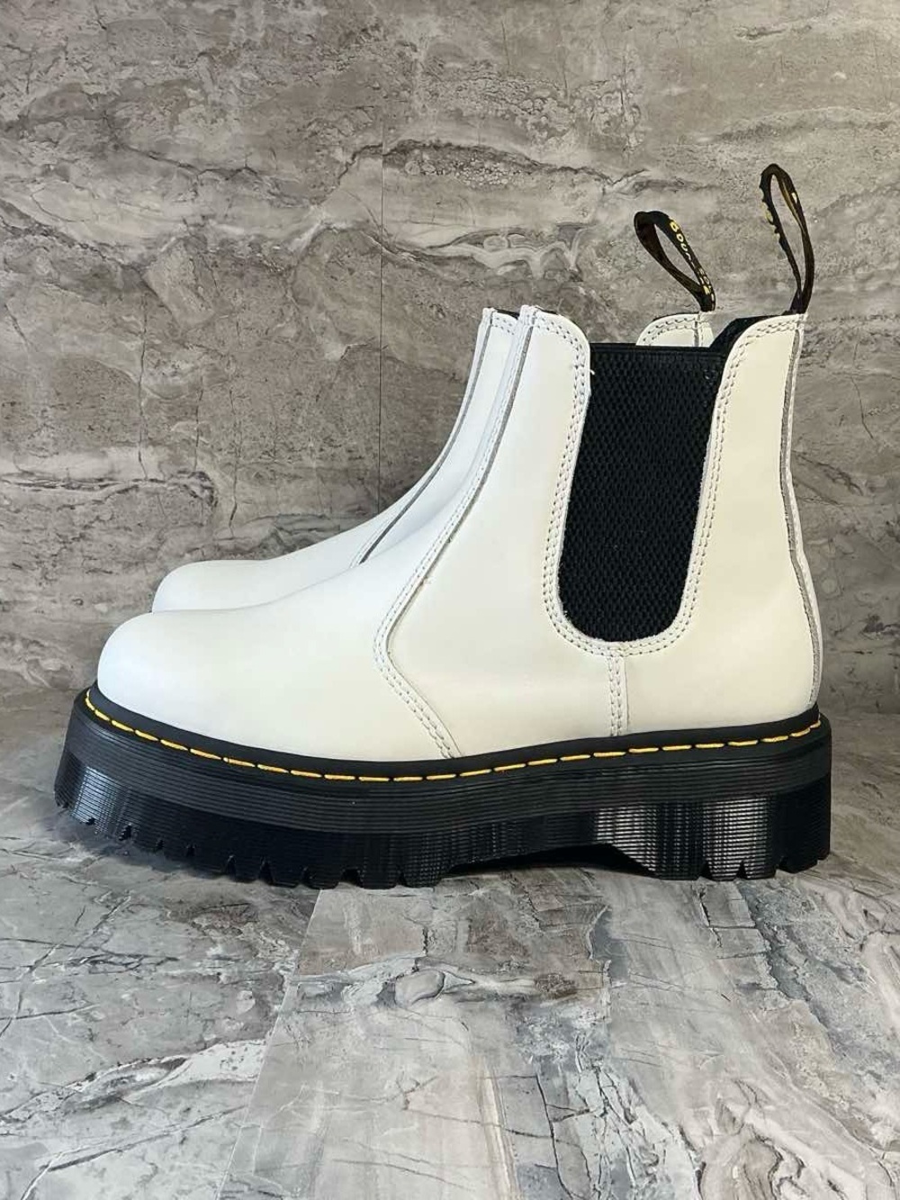 Dr. Martens 2976 QUAD PLATFORM CHELSEA BOOTS - Picture 12 of 12